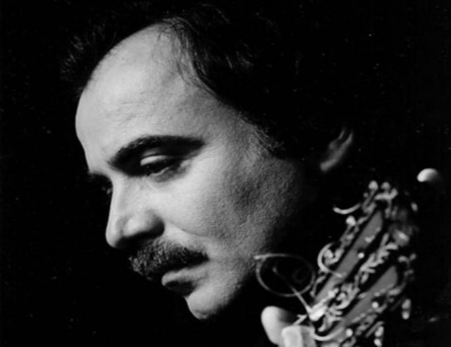 Ο Μπάμπης Τσέρτος στο Μύλος club στη Θεσσαλονίκη