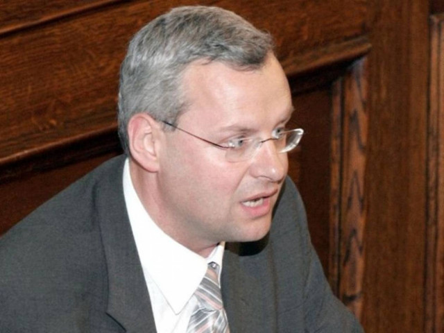 Από τη ΔΗΣΥ στη ΔΗΜΑΡ ο Ηλχάν Αχμέτ