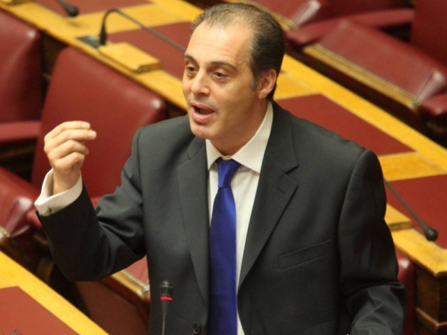 Δεν κατεβαίνει με λίστα ο Βελόπουλος