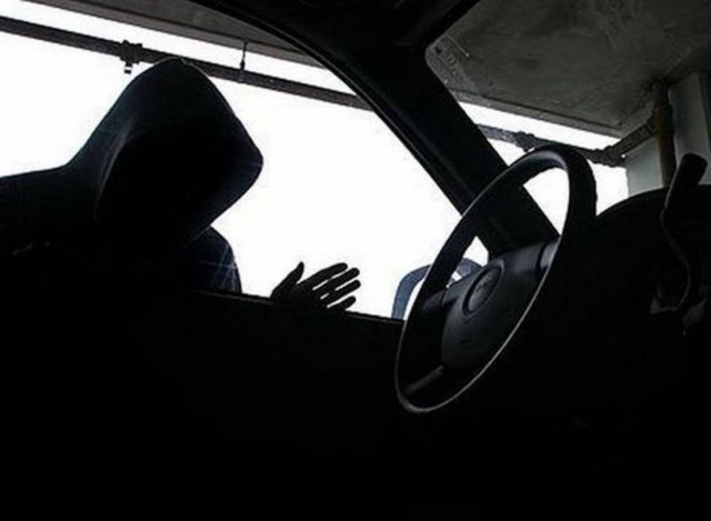 Ο τσαντάκιας δεν τα είχε 14…