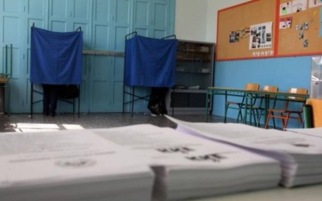 Εκλογές 2012 - Ιούνιος: Μοιράζονται την πρωτιά σε δυο διαφορετικές δημοσκοπήσεις ΝΔ και ΣΥΡΙΖΑ