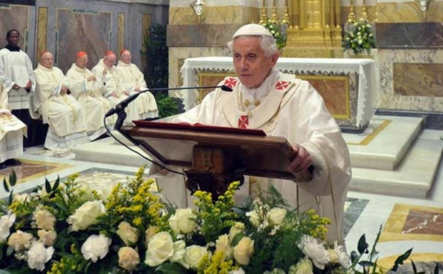 Υπόθεση «Vatileaks»: Πλεκτάνες στο Βατικανό