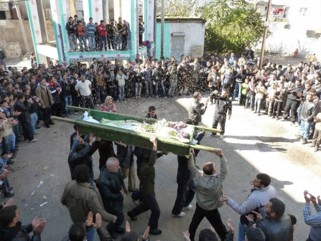 Τη χρήση οβίδων και αρμάτων μάχης στη Χούλα επιβεβαιώνει o ΟΗΕ