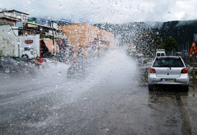 Προβλήματα από τη νεροποντή στην Ηγουμενίτσα