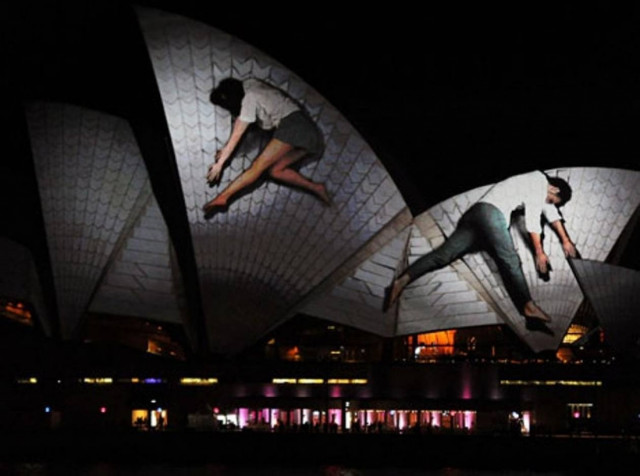 Η Όπερα του Σύδνεϋ καταρρέει! (βίντεο)