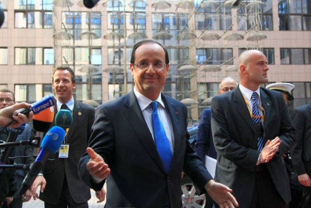 Ολάντ: Απαιτείται σεβασμός προς τους Έλληνες