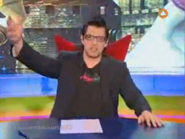 Ο Σάκης Ρουβάς παρουσιαστής του… «Όλα 12» (βίντεο)