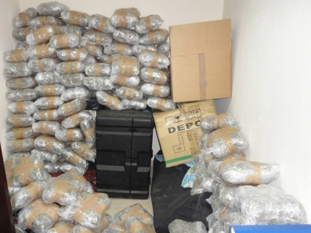 Μετέφερε στην Πρέβεζα  154 κιλά κάνναβης!