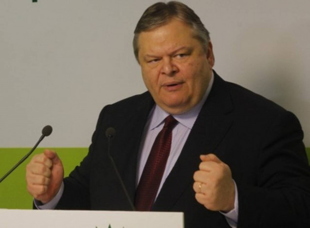 Βενιζέλος: Αδελφικοί οι δεσμοί ΠΑΣΟΚ- δημοσίων υπαλλήλων