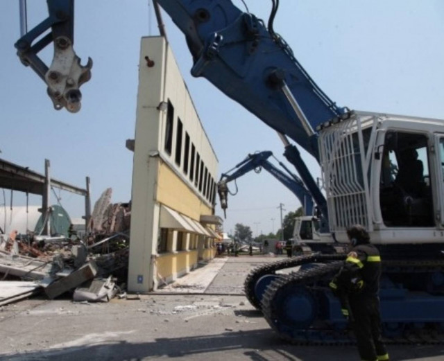 Πάνω από 2 δισ. ευρώ η αποτίμηση των ζημιών του φονικού σεισμού