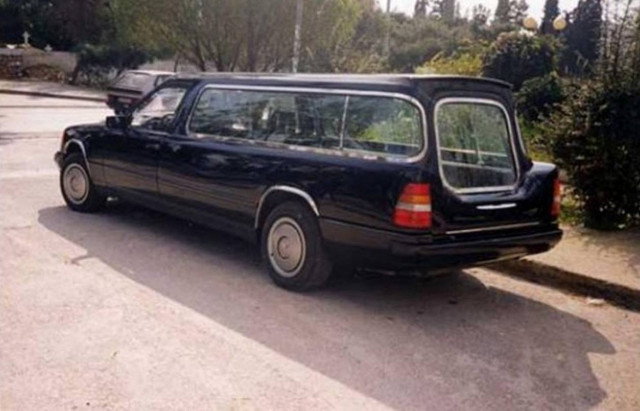 Γραφείο τελετών έστειλε σε νησί λάθος νεκρό