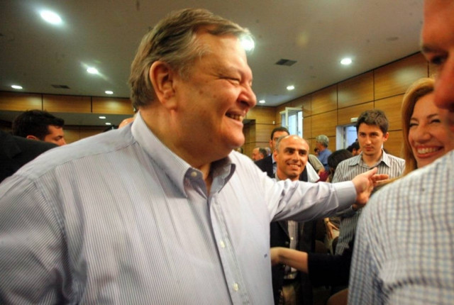 Για νέα ακυβερνησία προειδοποίησε ο Ε. Βενιζέλος