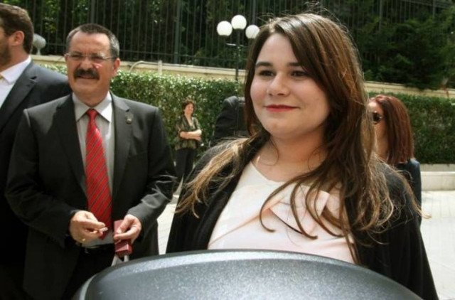 Συνελήφθη η κόρη του Νίκου Μιχαλολιάκου