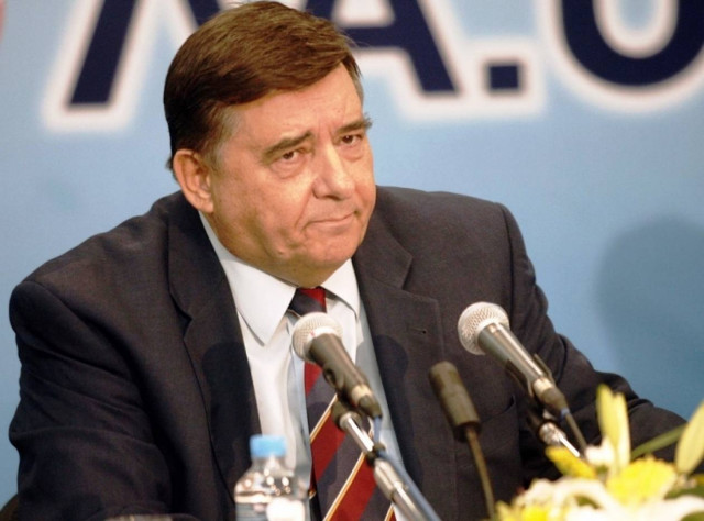 Γ. Καρατζαφέρης: Να επανέλθει το θρήσκευμα στις ταυτότητες