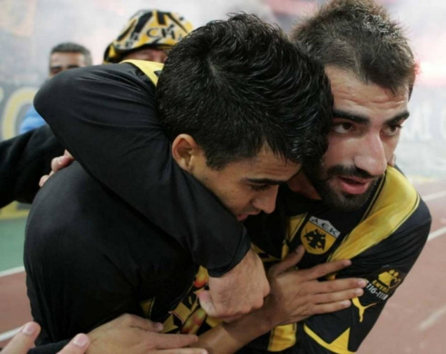 Οι έξι παίκτες της ΑΕΚ με… πωλητήριο