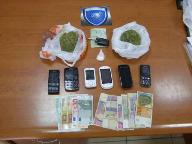 Είχαν την… «πραμάτεια» τους στις βαλίτσες