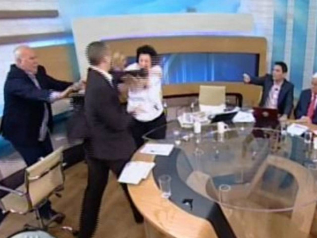 Κυκλοφόρησε... video game με τον καυγά Κανέλλη – Κασιδιάρη (pic)