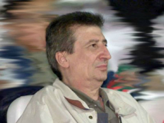 Χάρρυ Κλυνν: Καυστικό σχόλιο για Κασιδιάρη στο Facebook