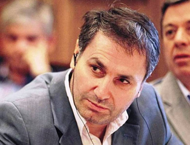 Μέλη της Χρυσής Αυγής επιτέθηκαν στον Στ. Κουτμερίδη