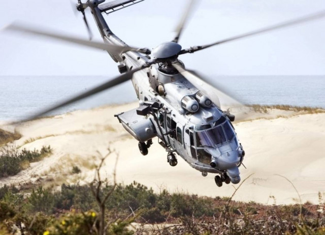 Μεταφορά τραυματισμένης τουρίστριας από την Πολεμική Αεροπορία