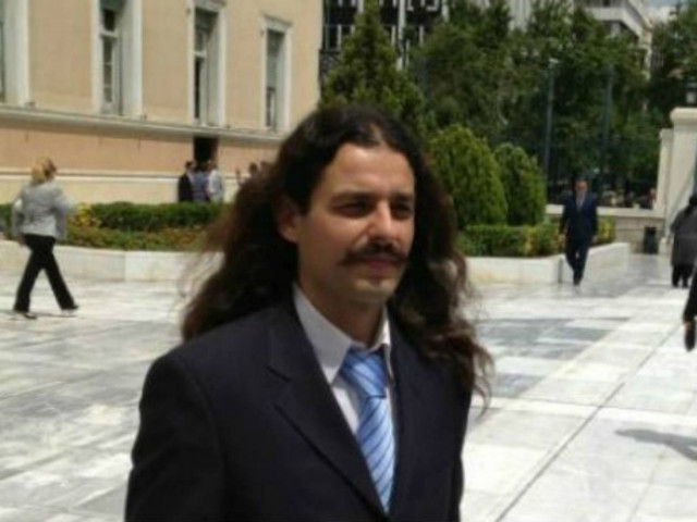 «Καραϊσκάκης» Χρυσής Αυγής: «Όχι σφαλιάρες, κλωτσιές θέλουν κανονικά»