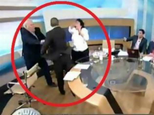 Κασιδιάρης – Κανέλλη: Το ανέκδοτο που σαρώνει στο Facebook!