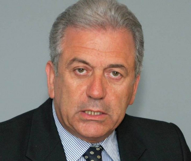 Αβραμόπουλος: Κυβέρνηση ή εθνικός διχασμός