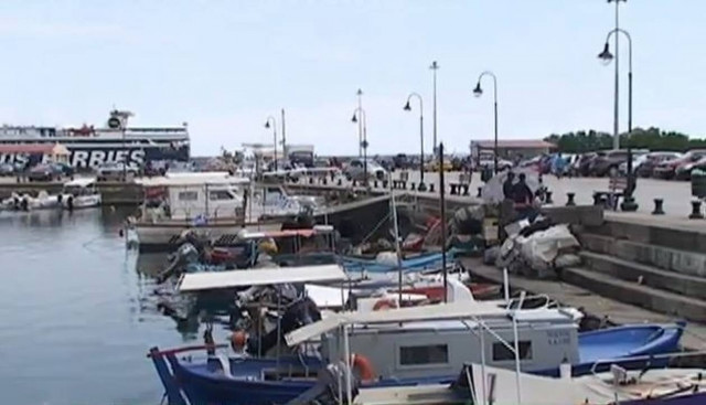 Νεκρή ανασύρθηκε από το λιμάνι της Αλεξανδρούπολης μία 76χρονη