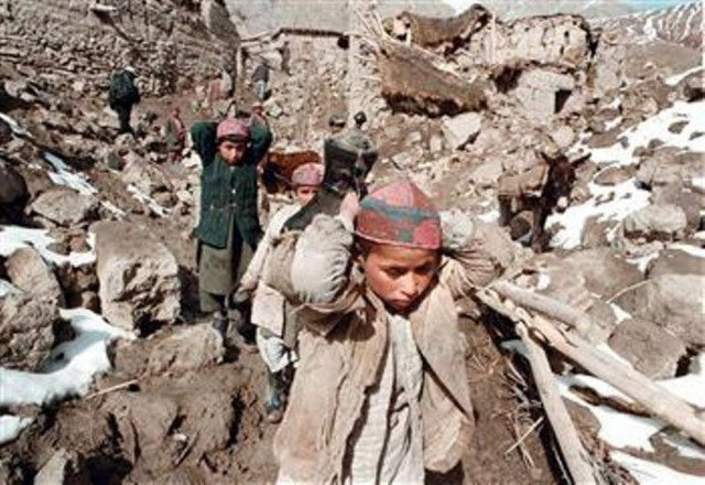 Διπλή σεισμική δόνηση στο Αφγανιστάν
