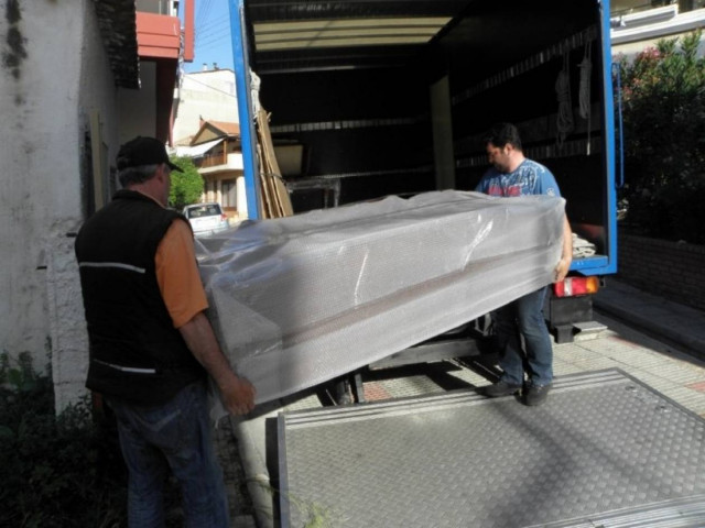 Ελληνικές επιχειρήσεις μεταφέρονται εκτός συνόρων