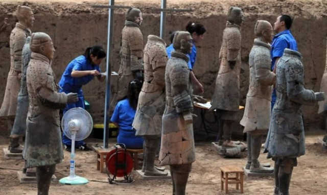 Κίνα: Στο «φως» 110 πήλινοι πολεμιστές