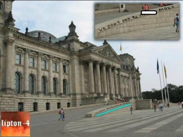 «Δεν πληρώνουμε»: Ελληνικό σύνθημα στην γερμανική Βουλή! (pic)