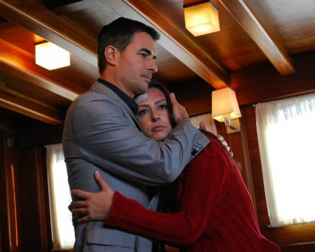 Μοιραίος Έρωτας: Η Τουρκιάν διαβάζει το ημερολόγιο της Εντά