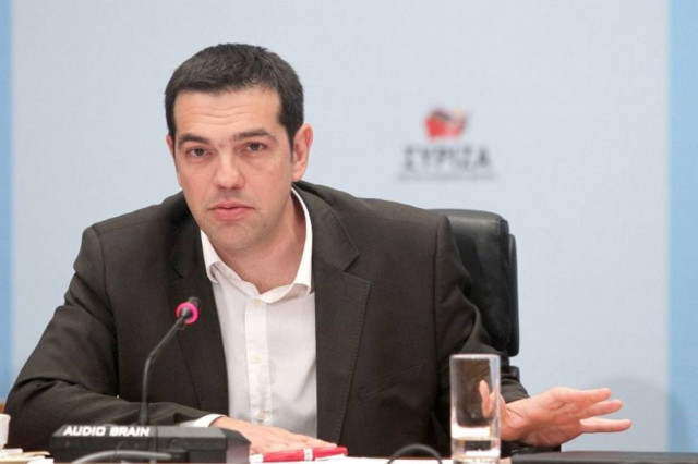 Bloomberg: Ο Τσίπρας πιστεύει ότι μπορεί να τα έχει όλα