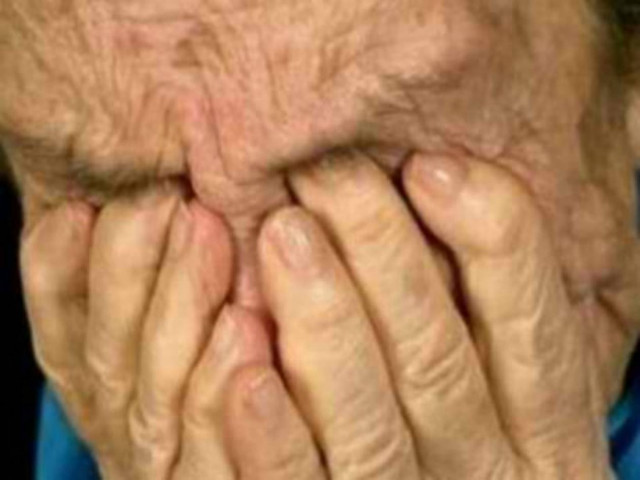 Κόρινθος: Χτύπησαν και λήστεψαν ηλικιωμένους