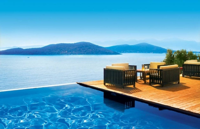 Γιος του ιδιοκτήτη του Μarmin Bay  το θύμα έκρηξης στην Βουλιαγμένη