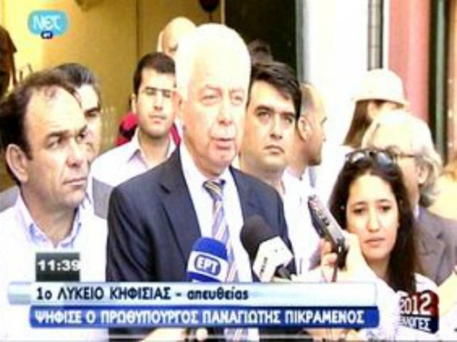 Βουλευτικές εκλογές 2012: Ψήφισε ο πρωθυπουργός Παναγιώτης Πικραμένος
