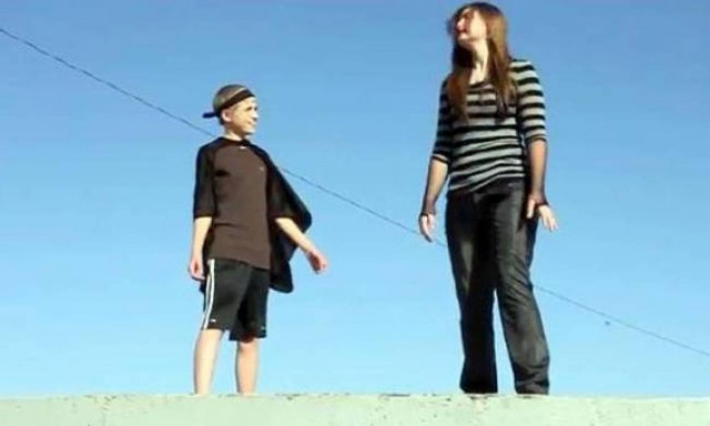 Βουλευτικες εκλογές 2012: Αυτός θα μας σώσει!