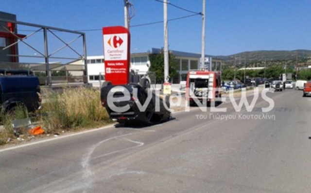 Τρελή κούρσα αυτοκινήτου στο Αλιβέρι