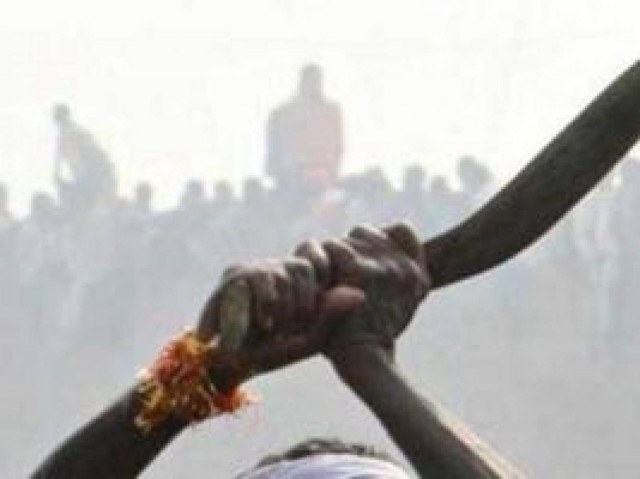 Την αποκεφάλισε επειδή αγάπησε