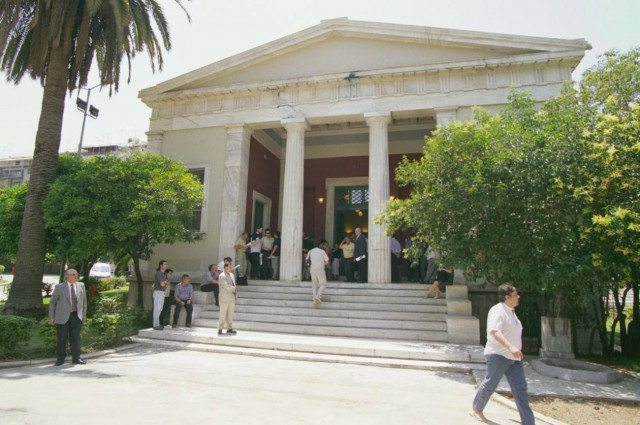 Δεν αναστέλλεται η χρηματοδότηση των ΑΕΙ και ΤΕΙ