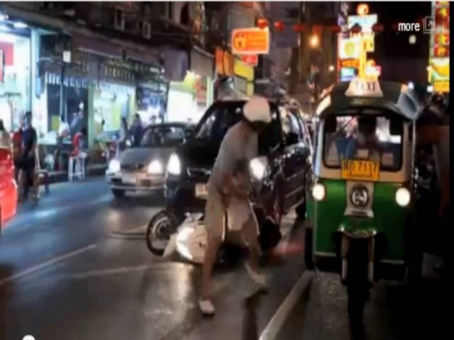 Οι πιο τυχεροί άνθρωποι στον κόσμο που γλύτωσαν....παρατρίχα (vid)