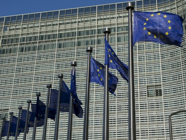 Κομισιόν: Δεν συζητείται νέο μνημόνιο για την Ελλάδα