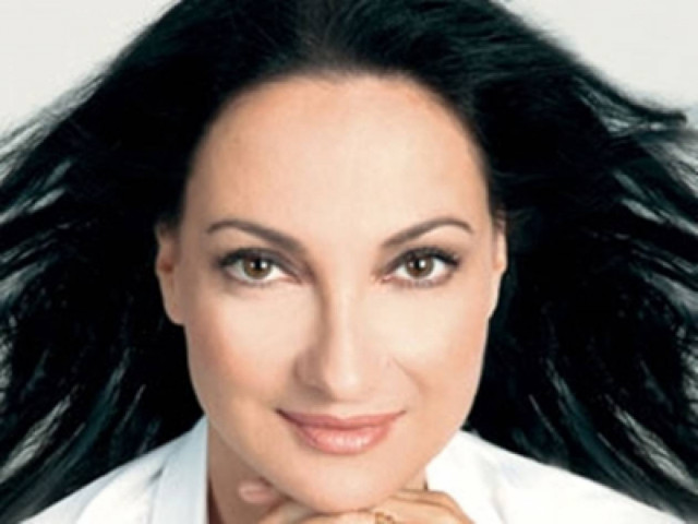 Για πρώτη φορά 60 γυναίκες στη Βουλή