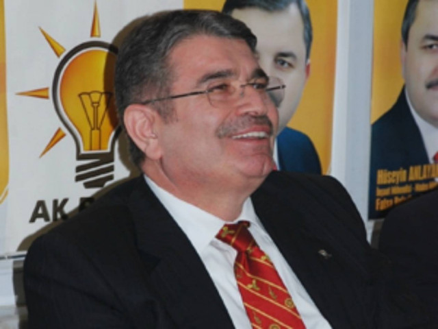 Έδιωξαν Τούρκο υπουργό από αεροπλάνο!