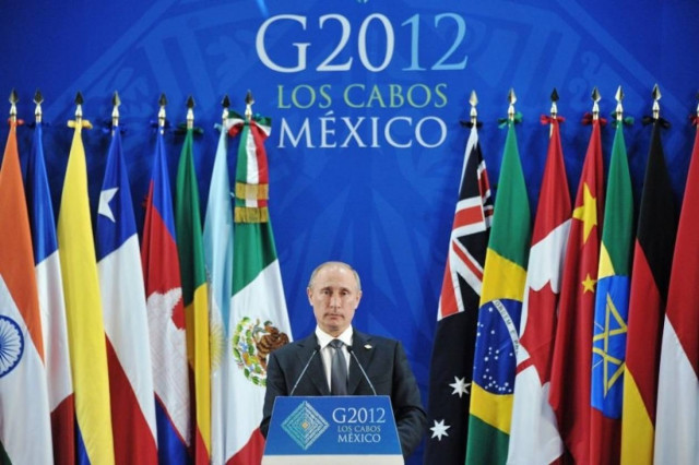 Πούτιν: Στα χέρια του λαού της Συρίας οι αποφάσεις