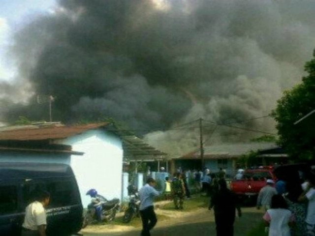 Ινδονησία: Στους 10 τα θύματα από την αεροπορική τραγωδία