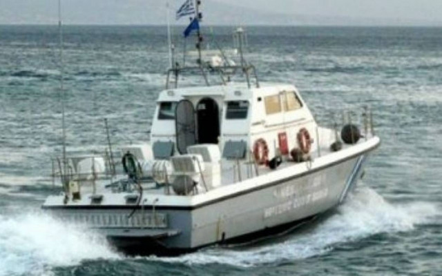 Διακομιδή ηλικιωμένου με μέριμνα του Λιμενικού