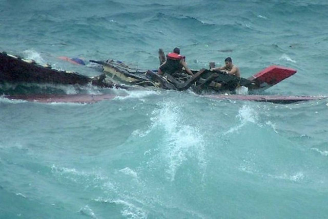 Πλοίο με πρόσφυγες ναυάγησε στη Νήσο των Χριστουγέννων