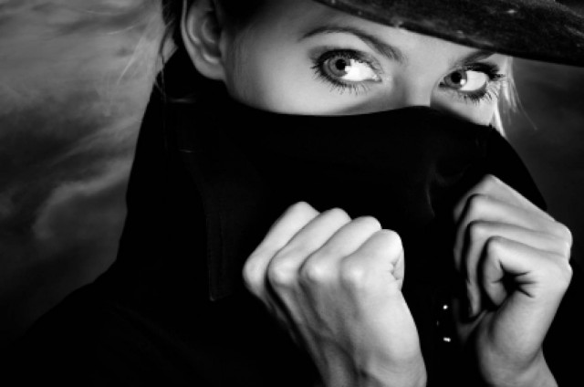 Η κατάσκοπος «ανθυπολοχαγός» που έχει κάνει άνω-κάτω την Τουρκία